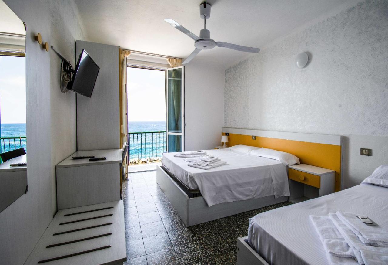 Hotel San Pietro Chiavari Esterno foto