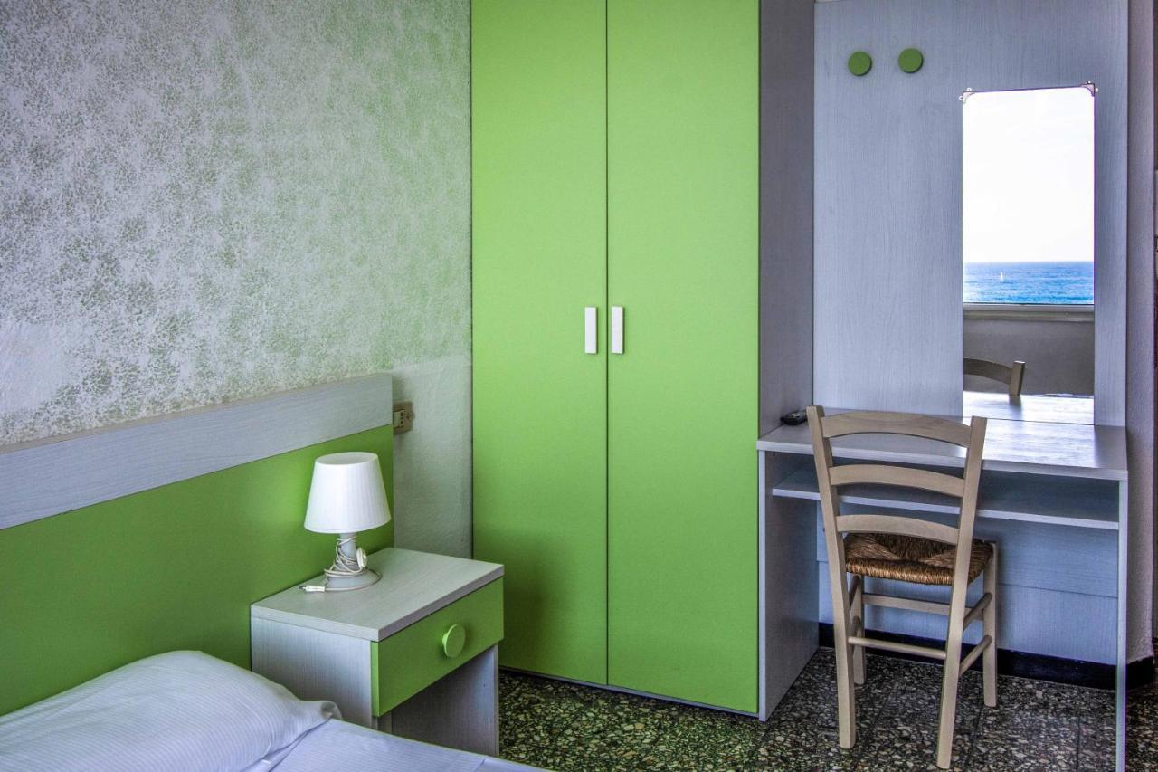 Hotel San Pietro Chiavari Esterno foto