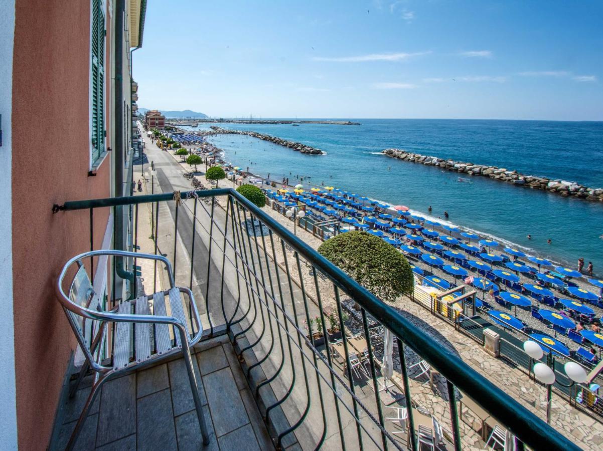 Hotel San Pietro Chiavari Esterno foto