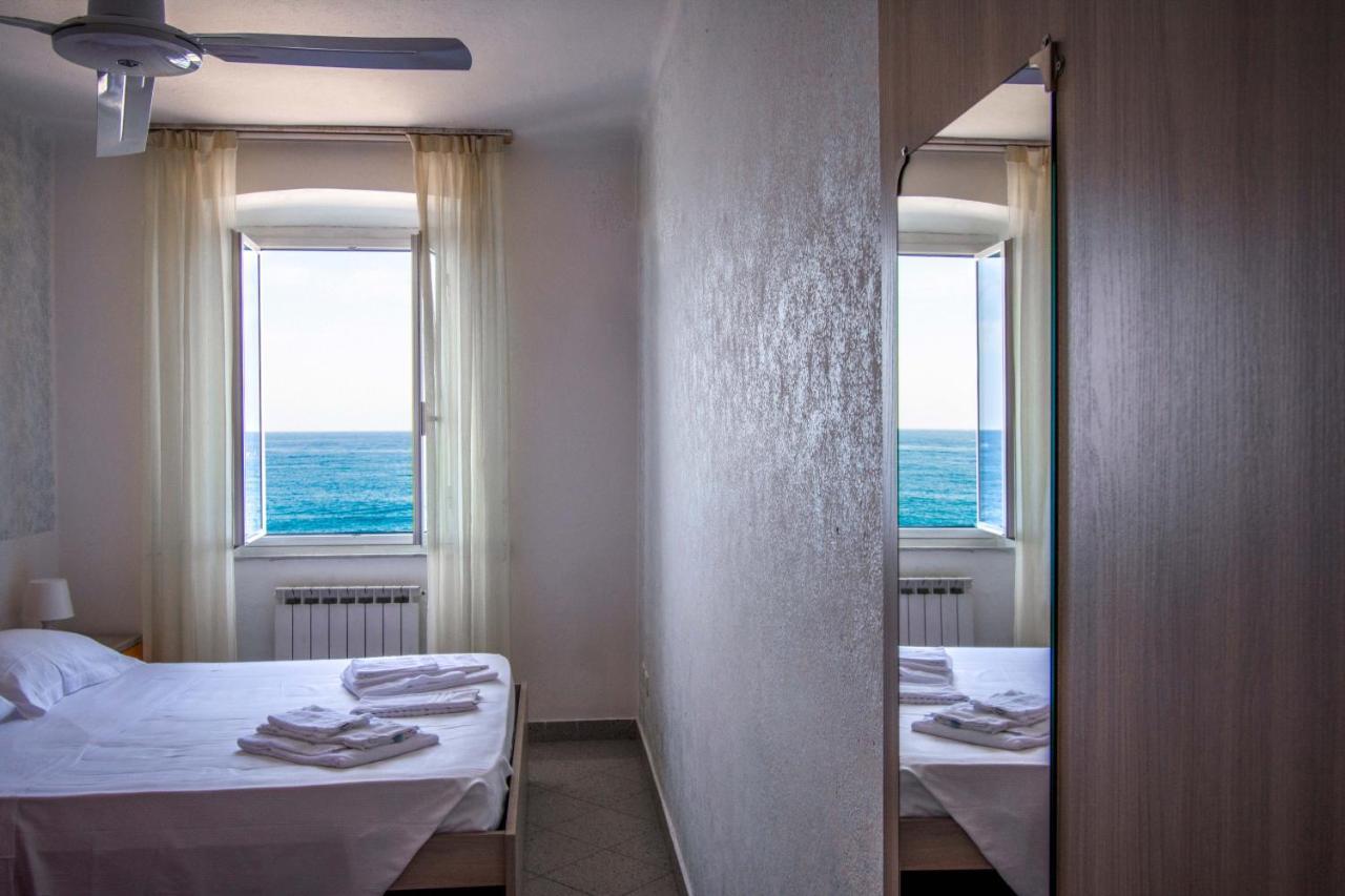 Hotel San Pietro Chiavari Esterno foto