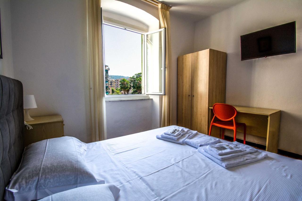 Hotel San Pietro Chiavari Esterno foto