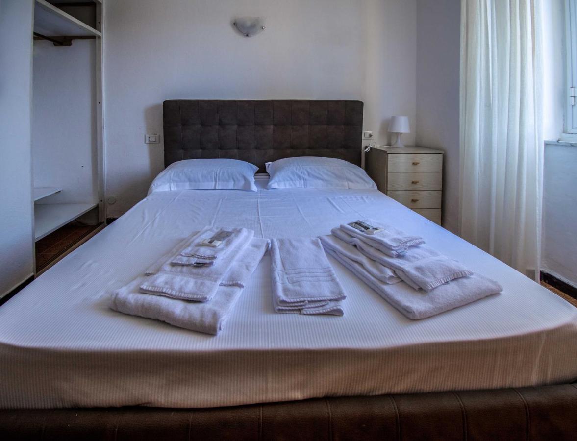 Hotel San Pietro Chiavari Esterno foto