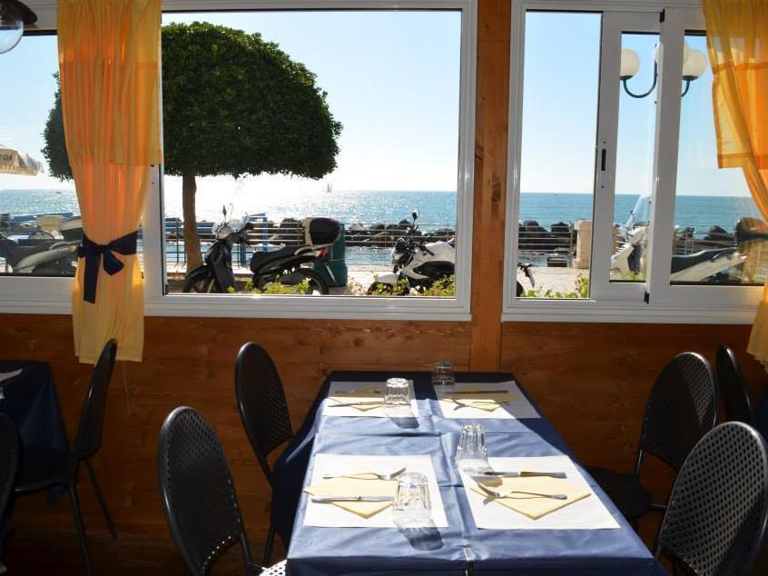 Hotel San Pietro Chiavari Esterno foto