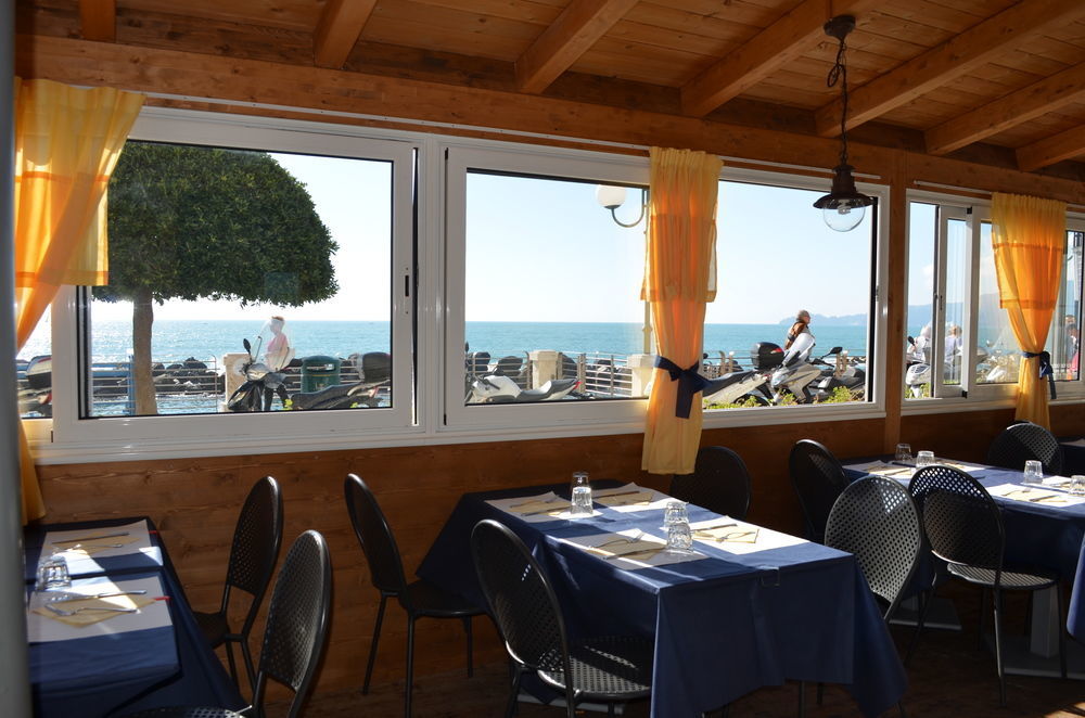 Hotel San Pietro Chiavari Esterno foto